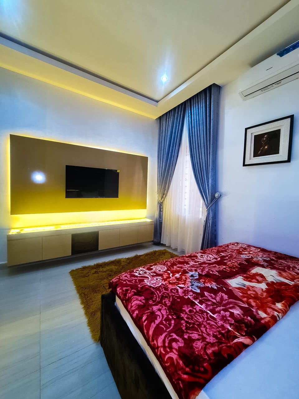 Apartment, Balcony, City View | Blackout drapes, iron/ironing board, free WiFi