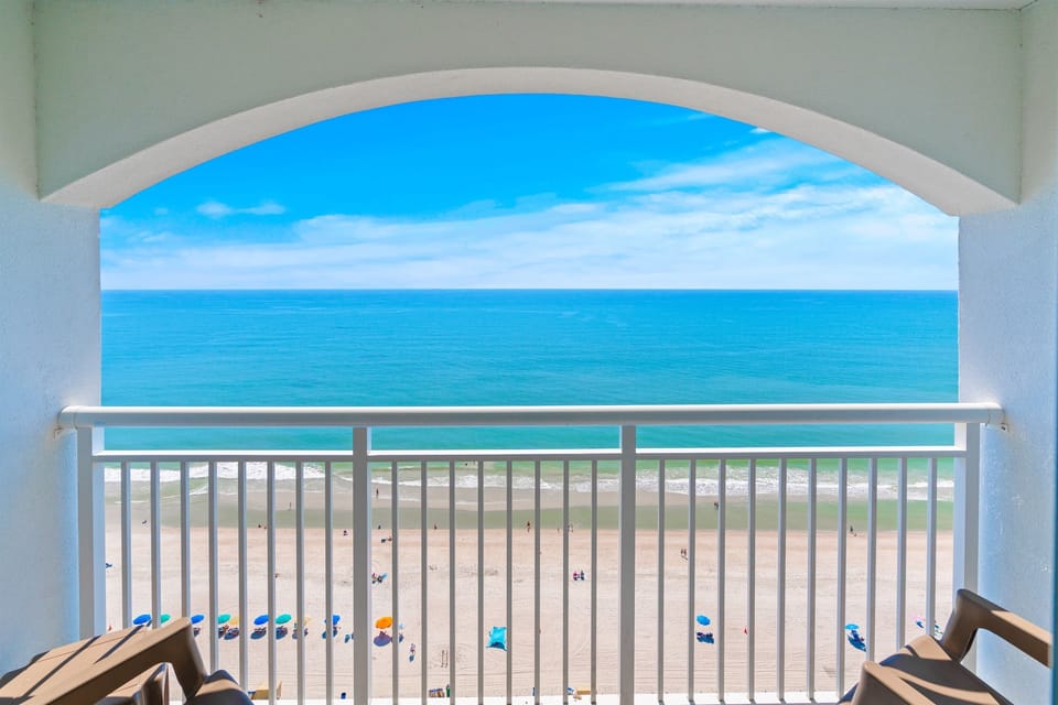 Unobstructed top floor view of the Atlantic Ocean from your private balcony!