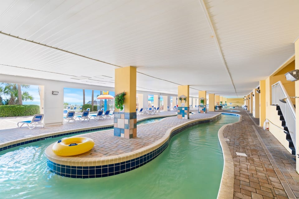 Year-round Lazy River!