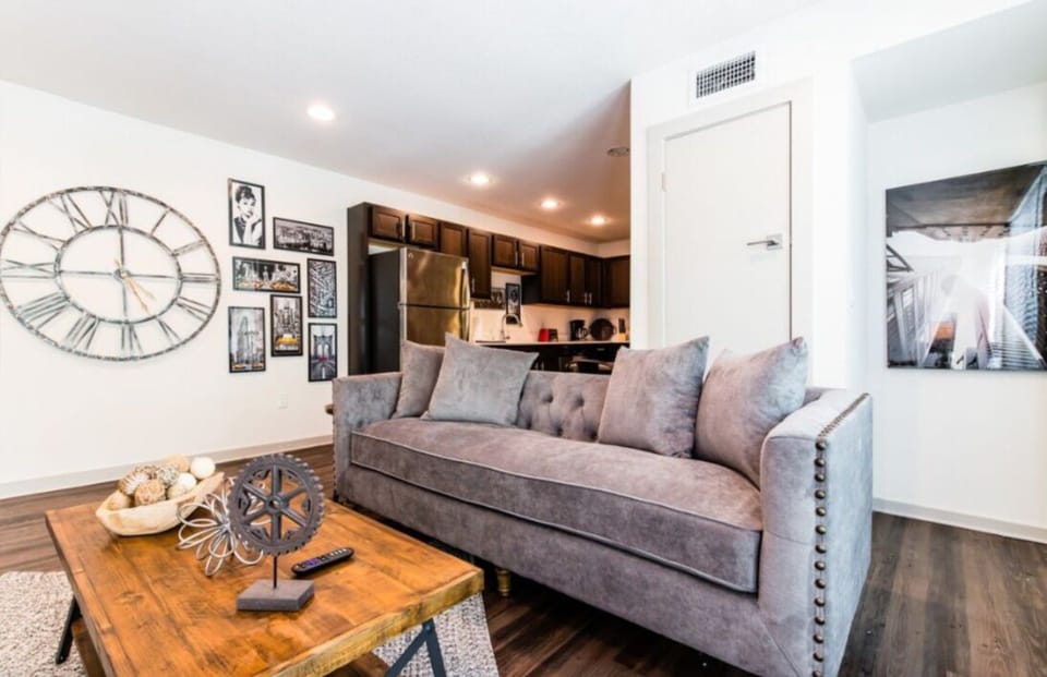 Comfy hub for chatting and relaxing.