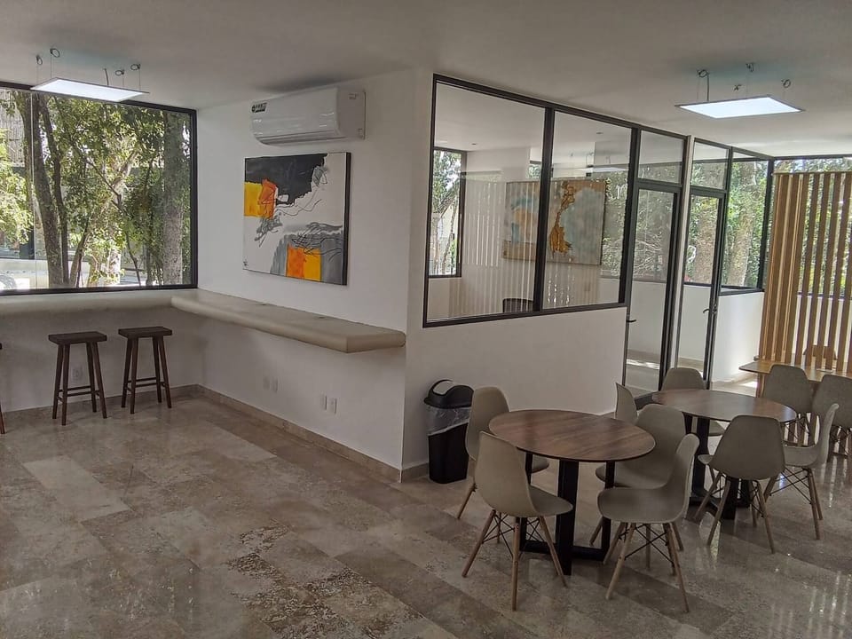 Apartment, 1 Bedroom, Garden View | Dining