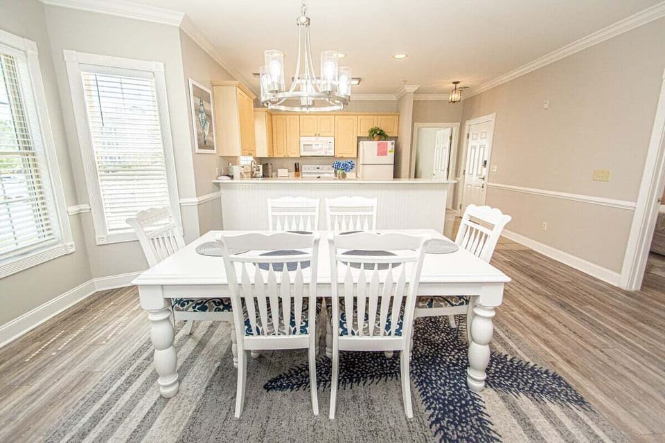 Kitchen and Dinning Room.
