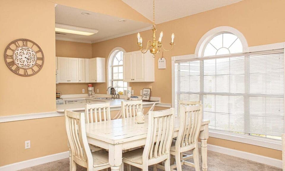 Kitchen and Dinning Room.