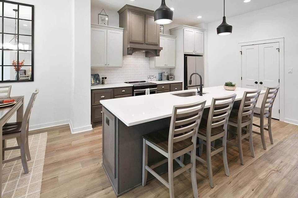 Large fully equipped kitchen
