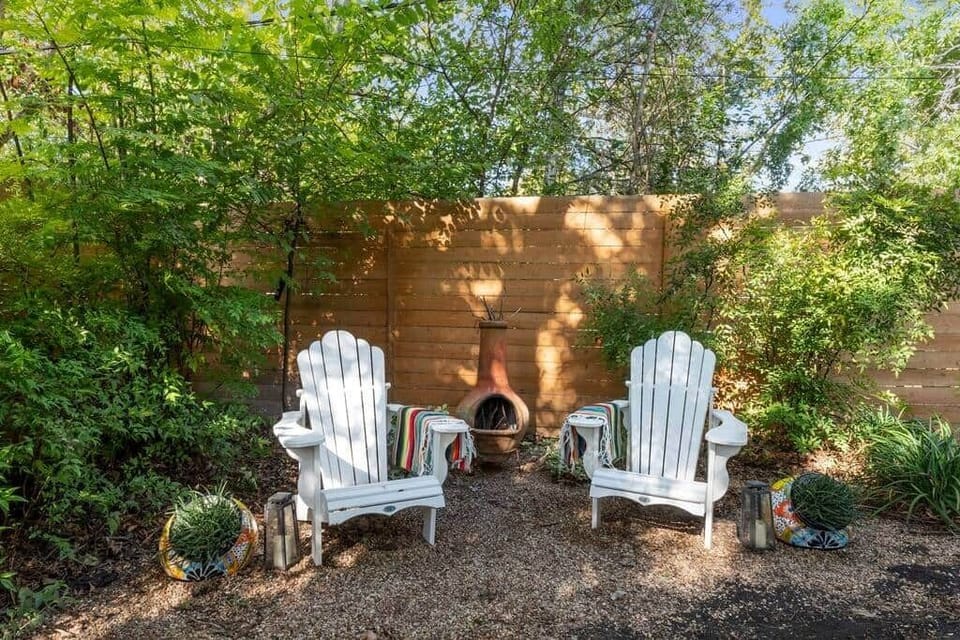outdoor seating just to the left of the Cozy Moe