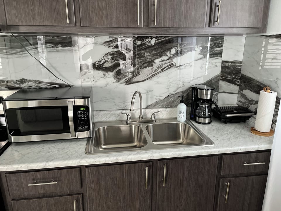 Luxury Villa, 1 Bedroom | Private kitchen | Toaster