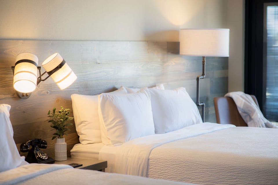 Desk, blackout drapes, iron/ironing board, free WiFi