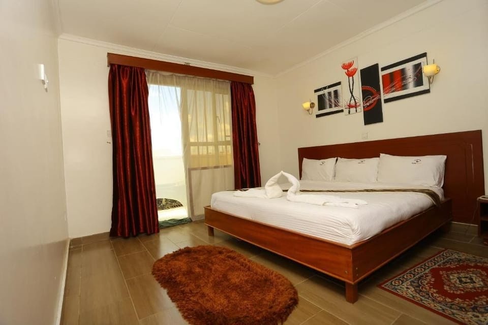 Deluxe Double Room | Soundproofing, free WiFi, bed sheets