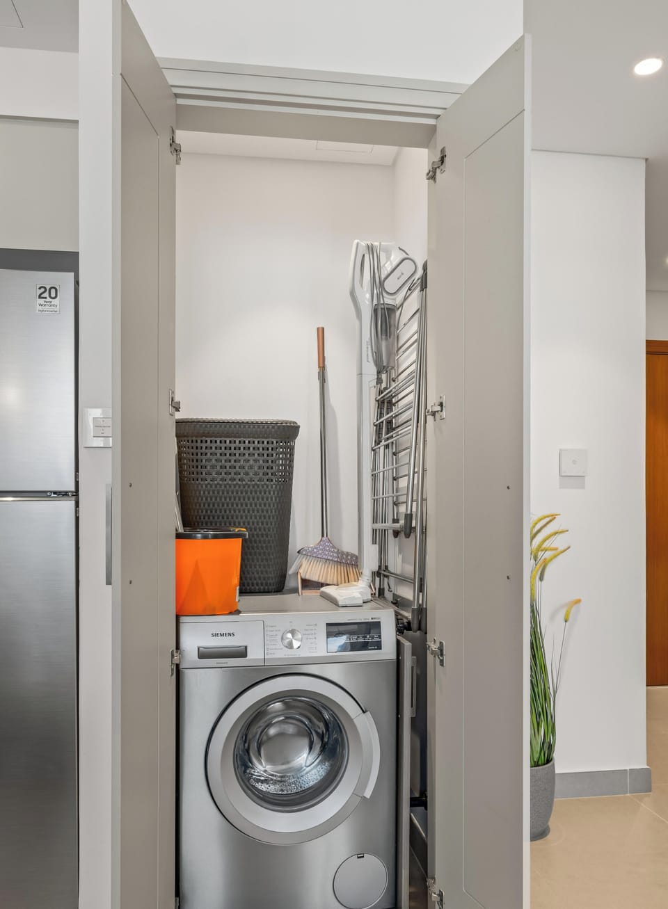 Standard Apartment, City View | Laundry