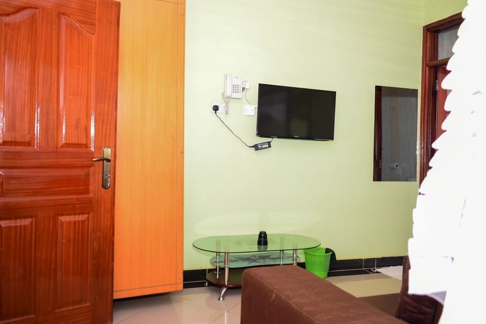 Deluxe Double Room | Free WiFi, bed sheets
