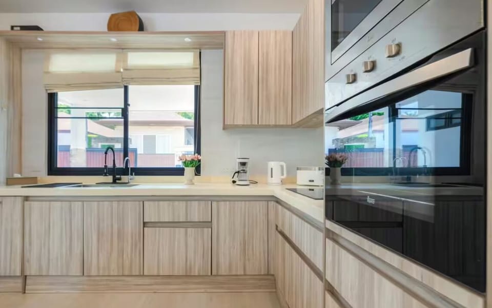 Villa, Patio, Pool View | Private kitchen
