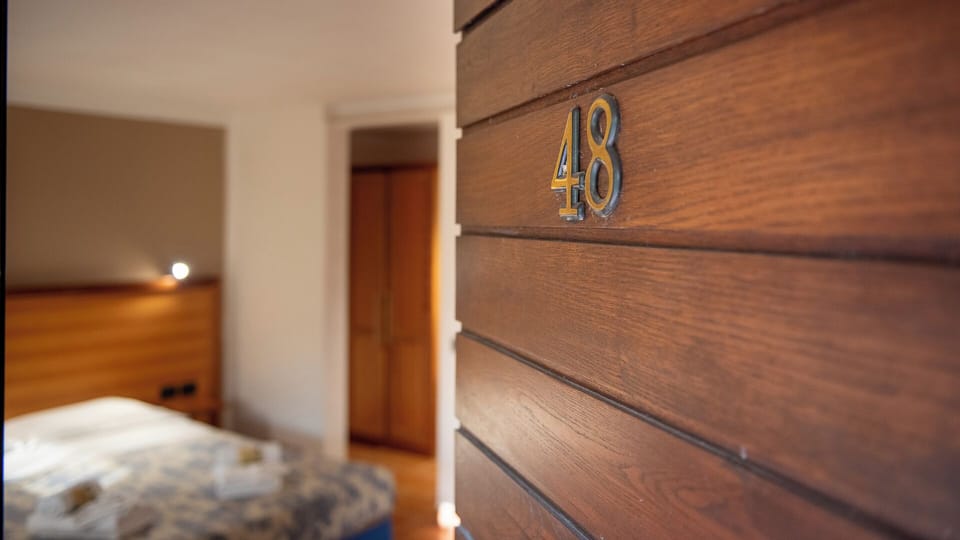 Double Room | Blackout drapes, free WiFi