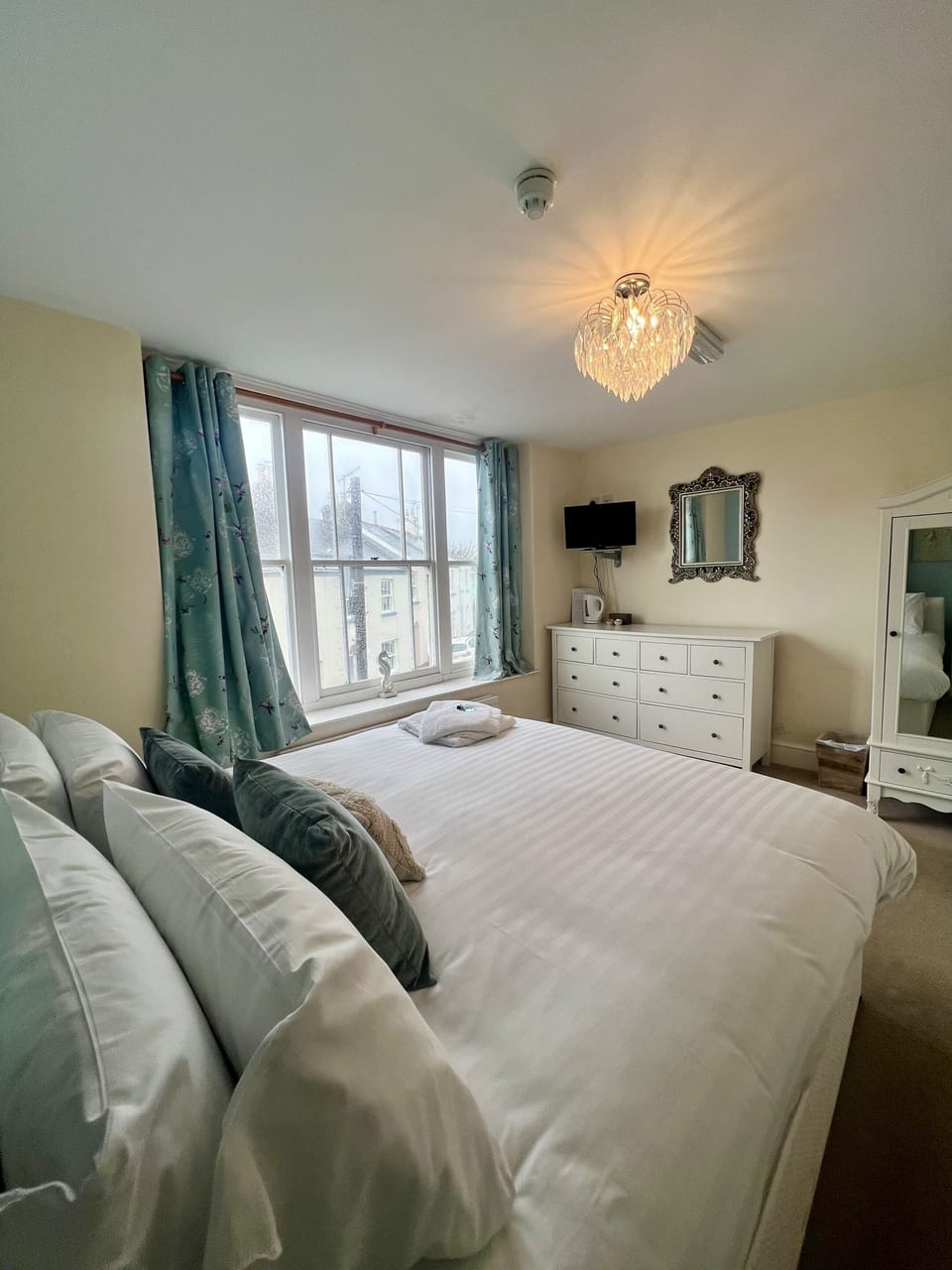 Standard Double or Twin Room, Ensuite, Sea View