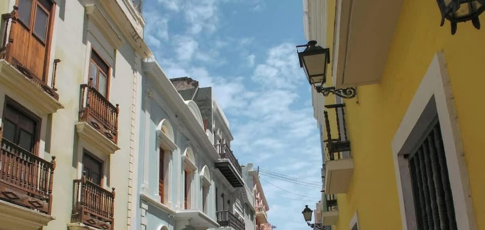 Near to the colorful streets of Old San Juan. Explore pastel facades and cobblestone streets.