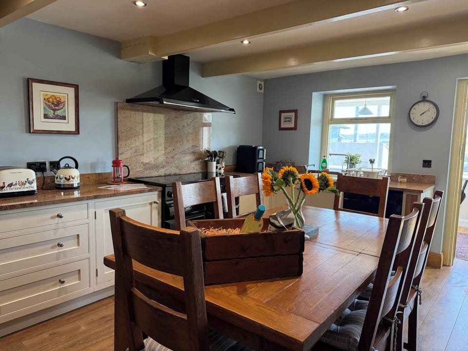 Cottage | Interior