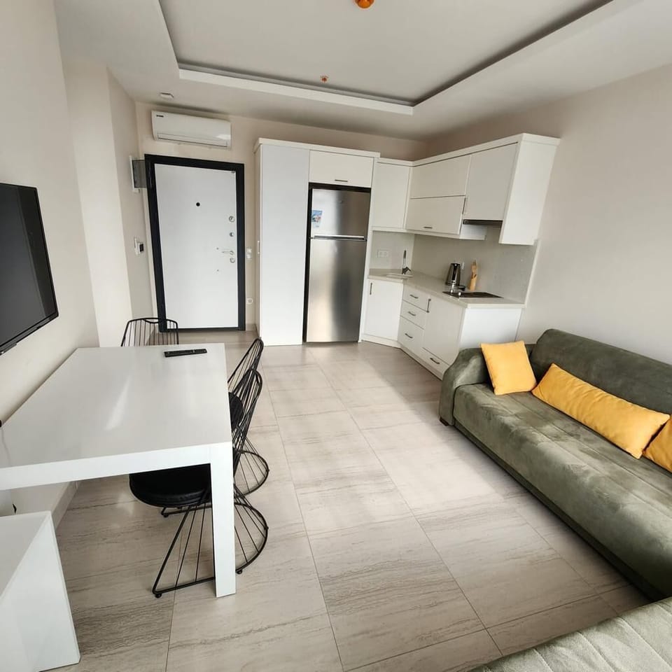 Comfort Double or Twin Room, Balcony, Mountain View | Private kitchen | Full-size fridge