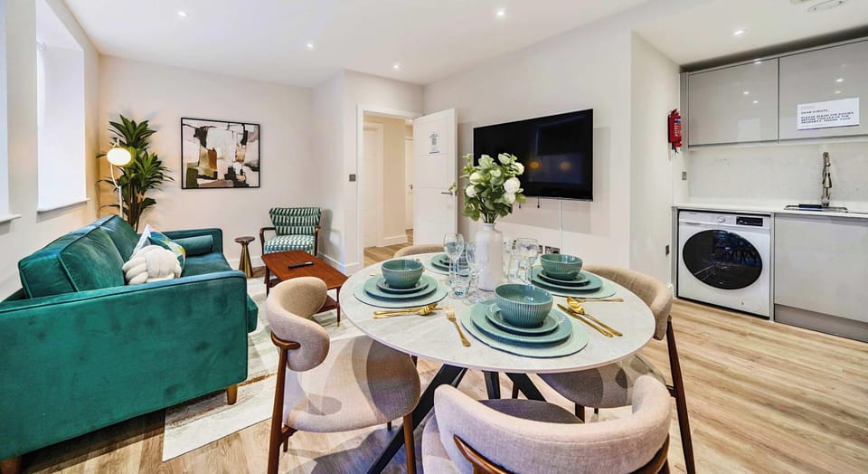 STYLISH DINING TABLE