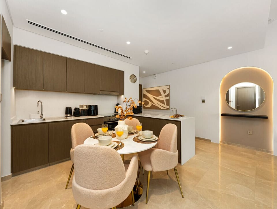 Fully Equipped Modern Kitchen and dining