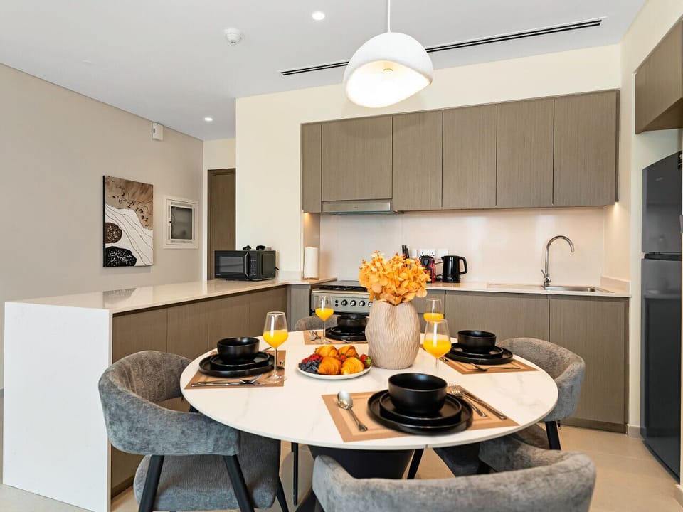Fully Equipped Modern Kitchen and dining