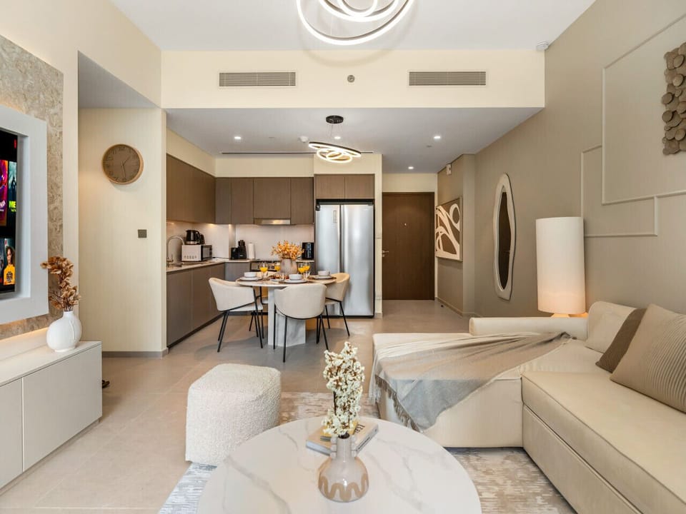 Smart TV and soft linens for cozy nights