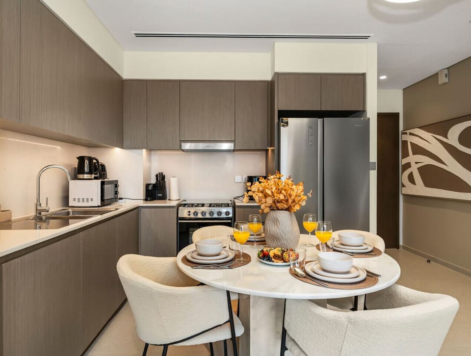 Fully Equipped Modern Kitchen and dining