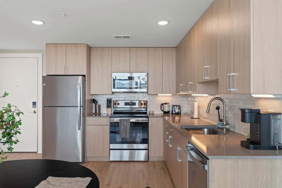 Full Kitchen