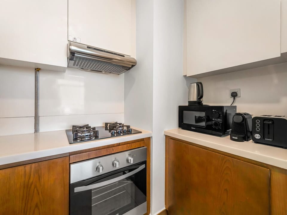 Fully Equipped Modern Kitchen