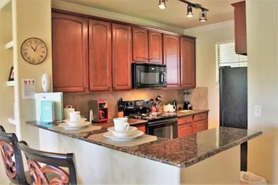 Condo, Pool View | Private kitchen | Highchair