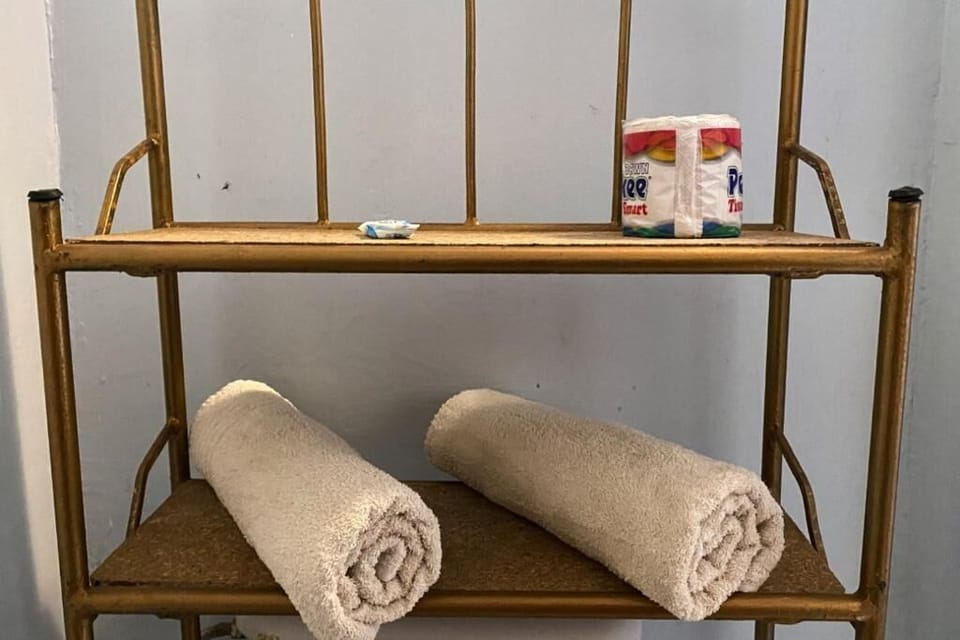 Standard Double Room | Free WiFi, bed sheets