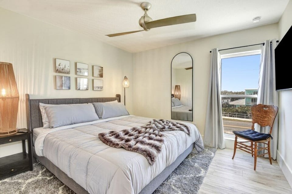 House, Multiple Beds, Balcony (White House on Flagler Beach - All) | 8 bedrooms, individually decorated, individually furnished, bed sheets