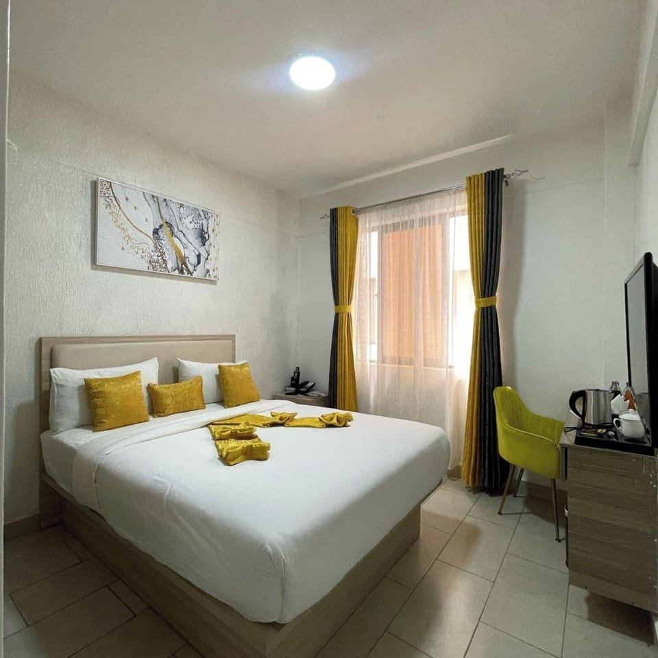 Standard Double Room | Free WiFi, bed sheets