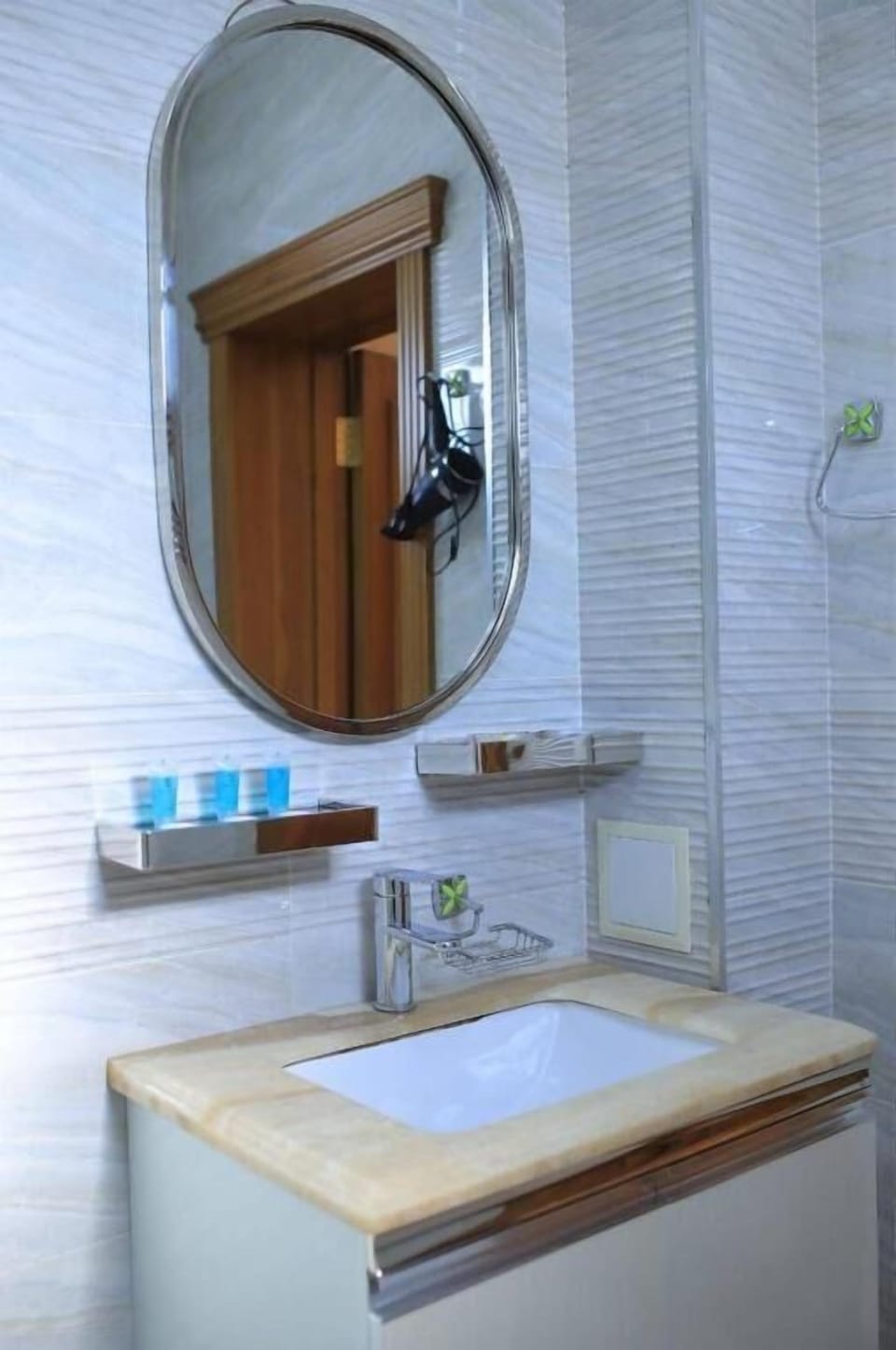 Triple Room, Non Smoking, Mountain View | Bathroom | Bathrobes, slippers