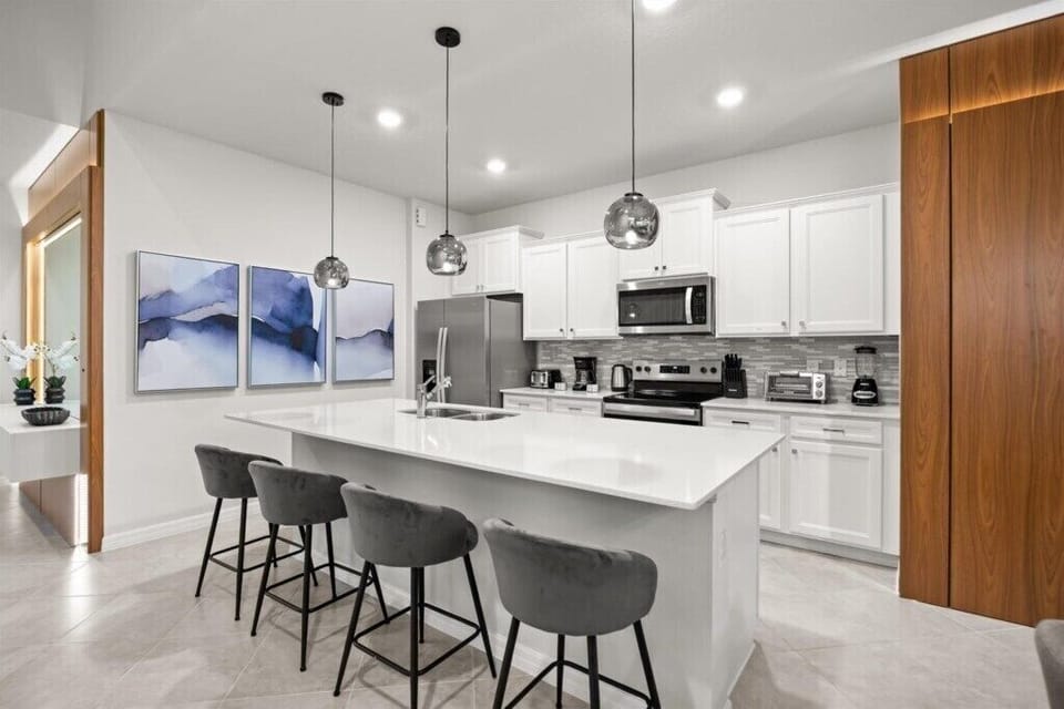 Full Kitchen (3)