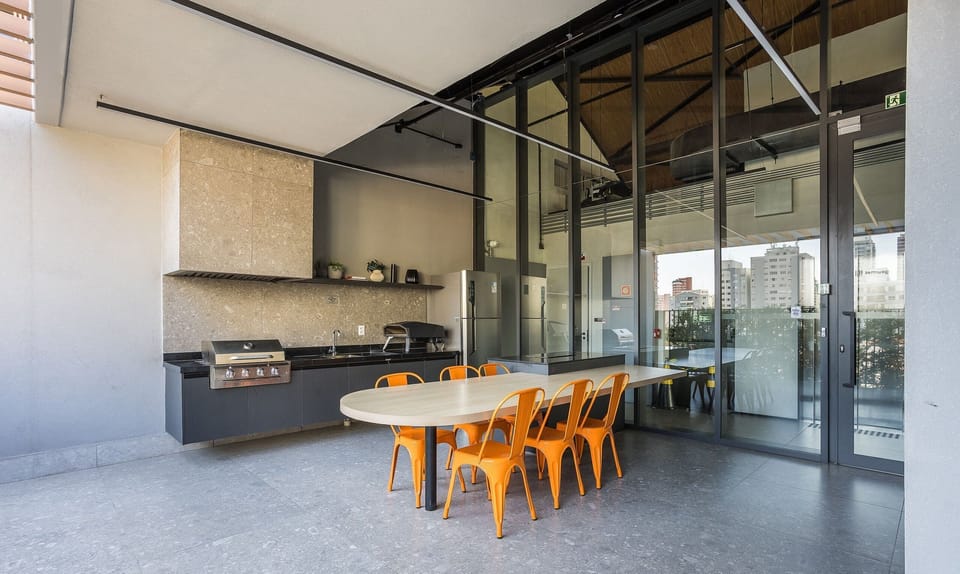 Basic Apartment | Dining