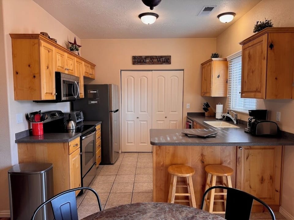 Full kitchen, including dishwasher. Washer and dryer in the closet.