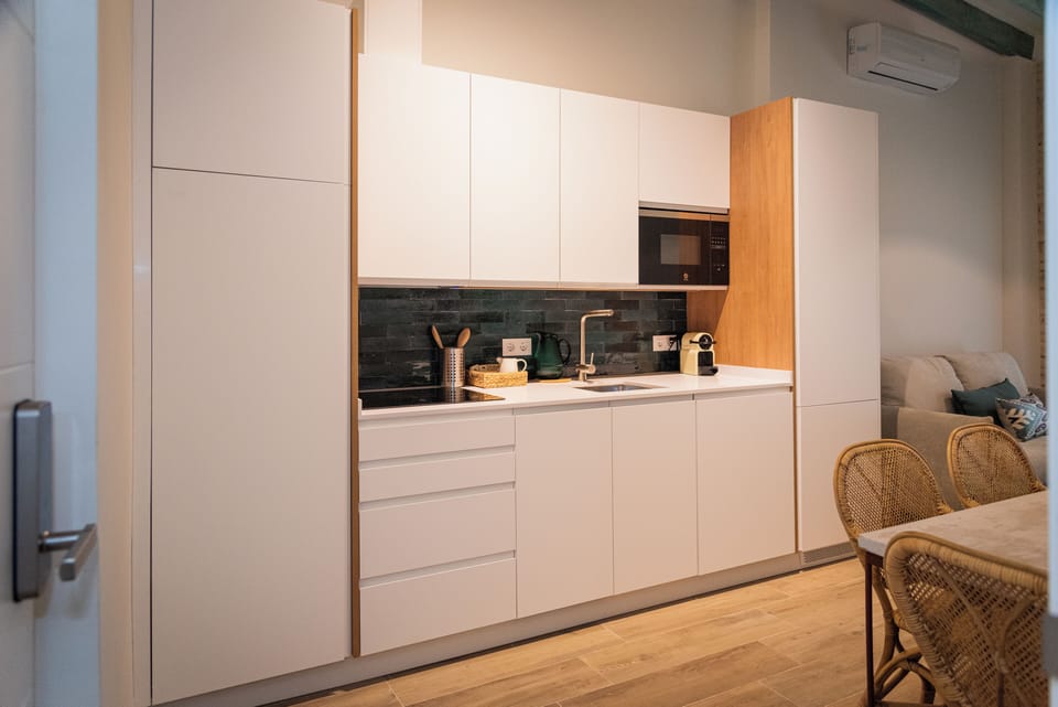 Apartamento con balcón - Sin piscina | Private kitchenette | Coffee/tea maker