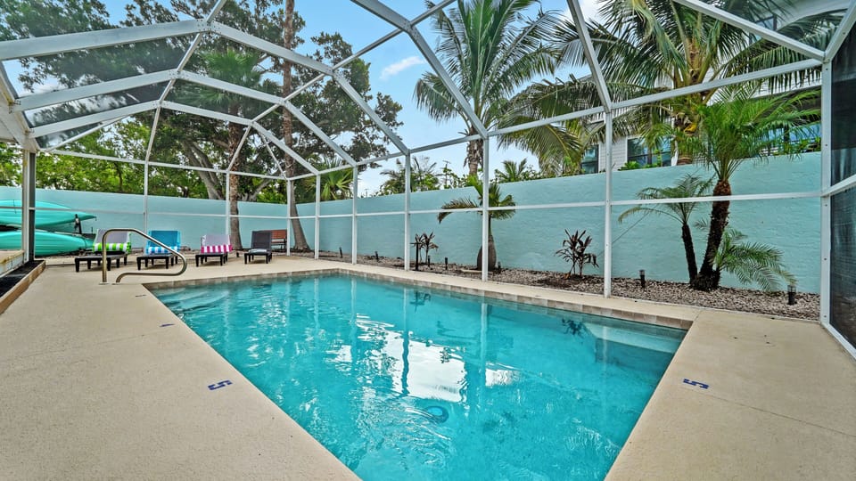 Private Pool