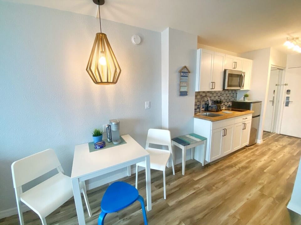 Cozy dining space.
