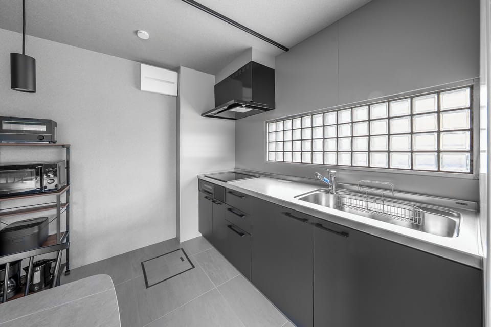 Fridge, microwave, stovetop, electric kettle