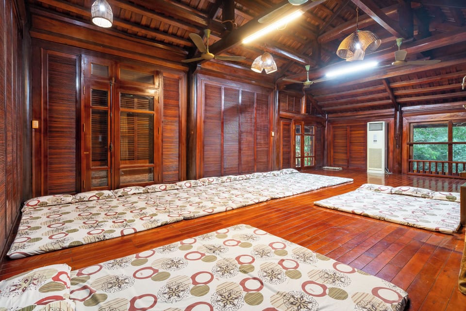Basic Chalet, Courtyard View | Pillowtop beds, in-room safe, desk, blackout drapes