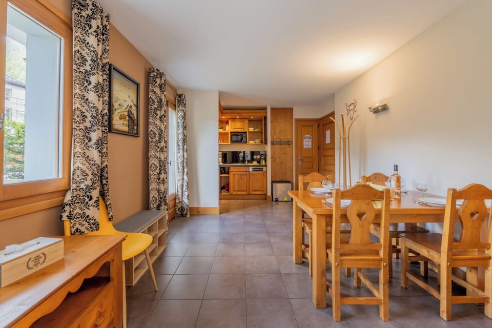 Kitchen and dining area