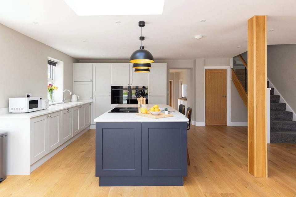 The perfect central hub for your group's coastal holiday getaway.