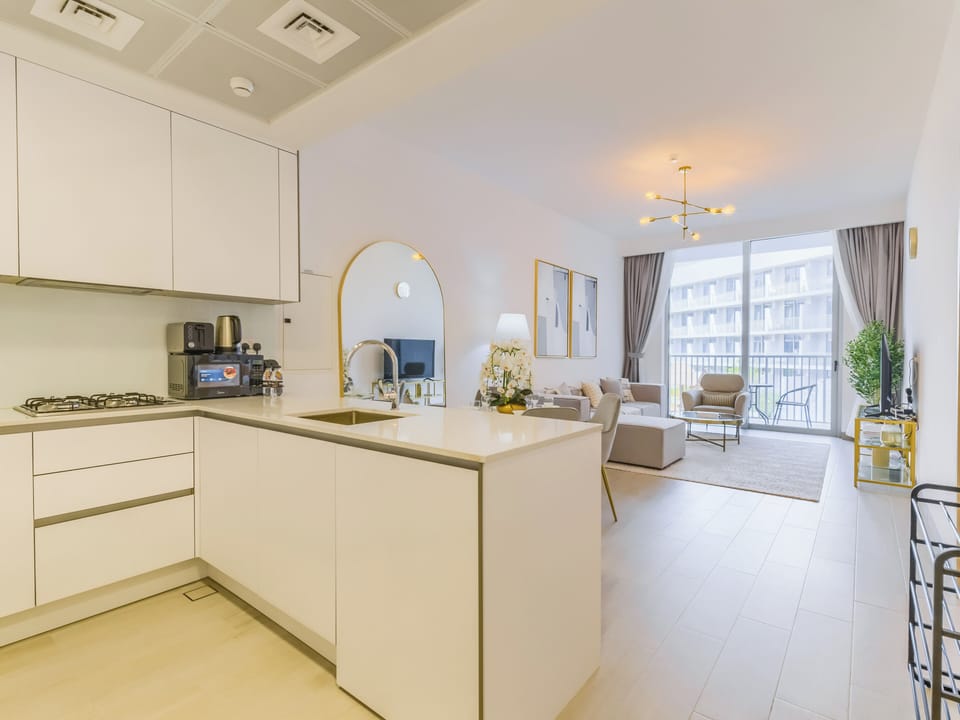 Deluxe Apartment, Balcony, City View | Private kitchen | Espresso maker, electric kettle