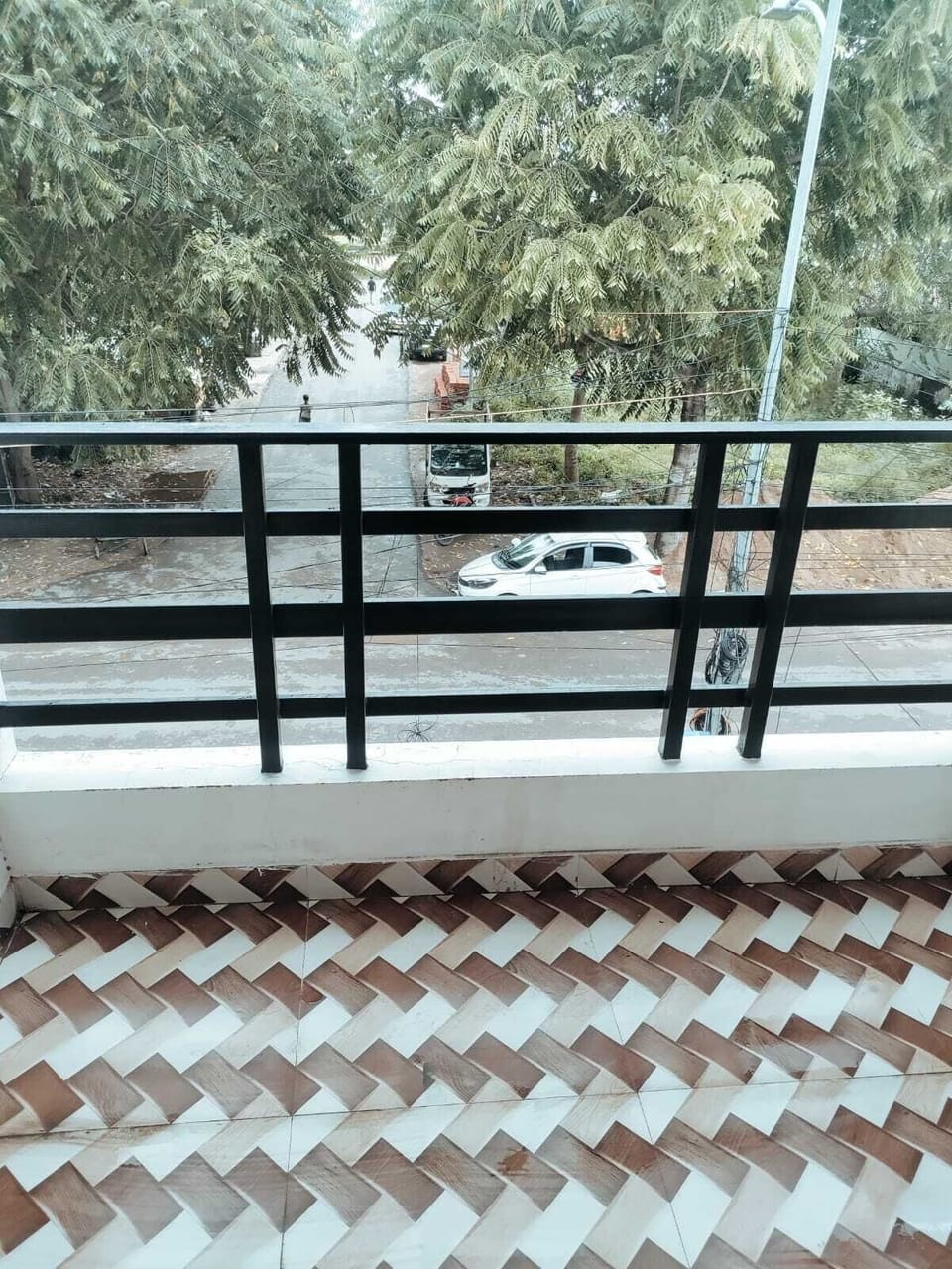 Apartment, 2 Bedrooms, Smoking, Balcony | Parking | Free self parking