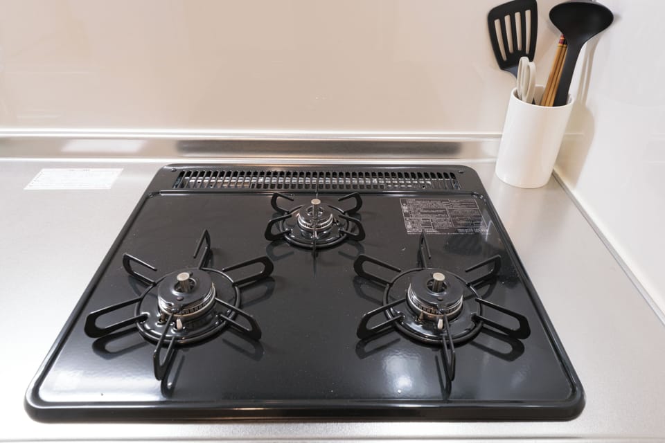 House | Private kitchen | Full-size fridge, microwave, stovetop, cookware/dishes/utensils