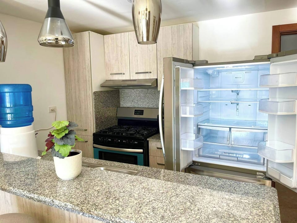 Apartment, 2 Bedrooms, Accessible, Balcony | Interior