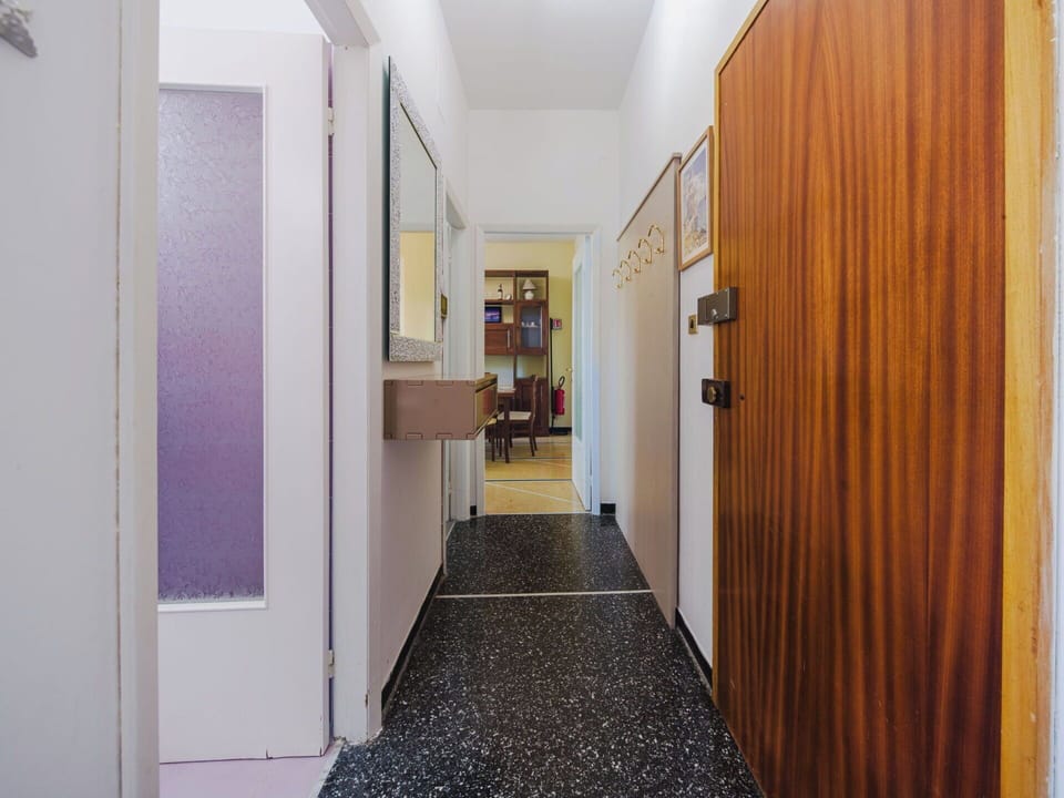 Flooring, Wall, Floor, Wood, Interior Design, Ceiling, Door, Lighting, Composite Material, Wood Stain