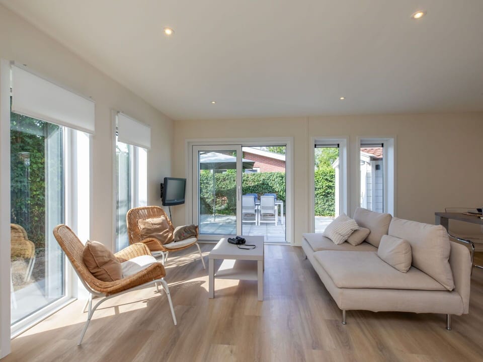 Furniture, Interior Design, Flooring, Floor, Wood Flooring, Couch, Wood, Ceiling, Living Room, Home