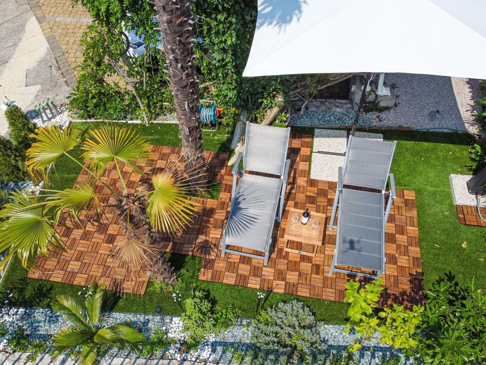 Residential Area, Urban Design, Apartment, Landscaping, Estate, Balcony, Villa, Mansion
