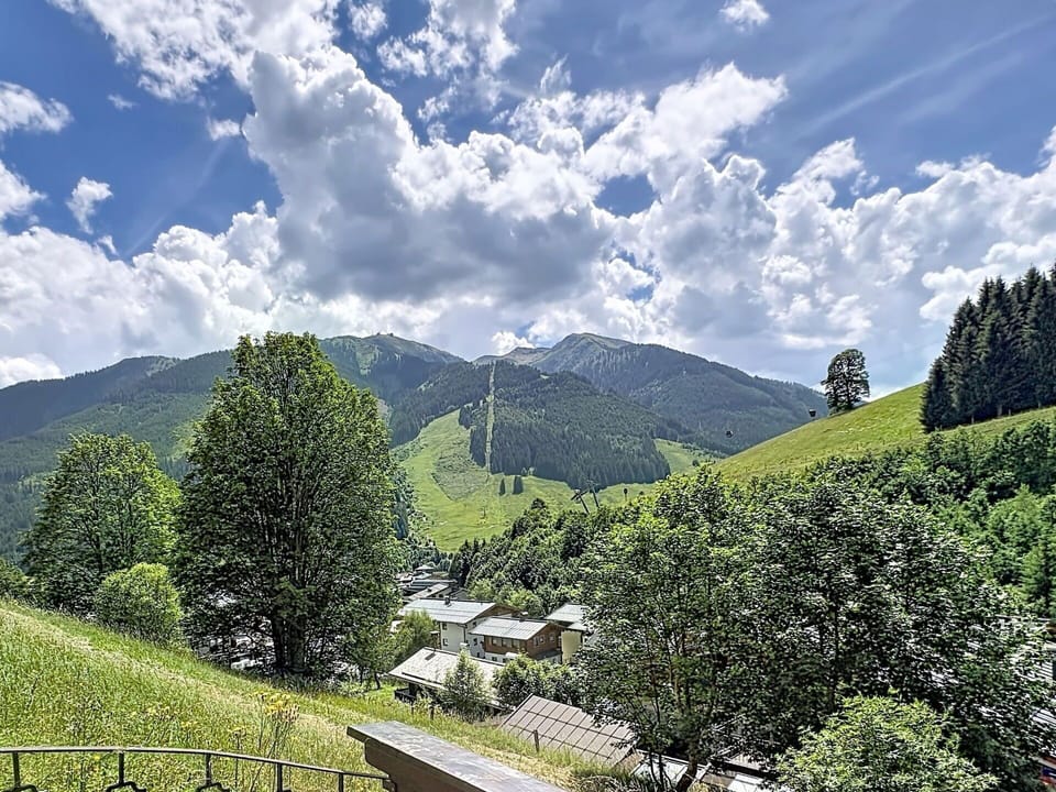 Mountainous Landforms, Mountain, Tree, Green, Hill, Nature, Natural Landscape, Highland, Mountain Range, Landscape